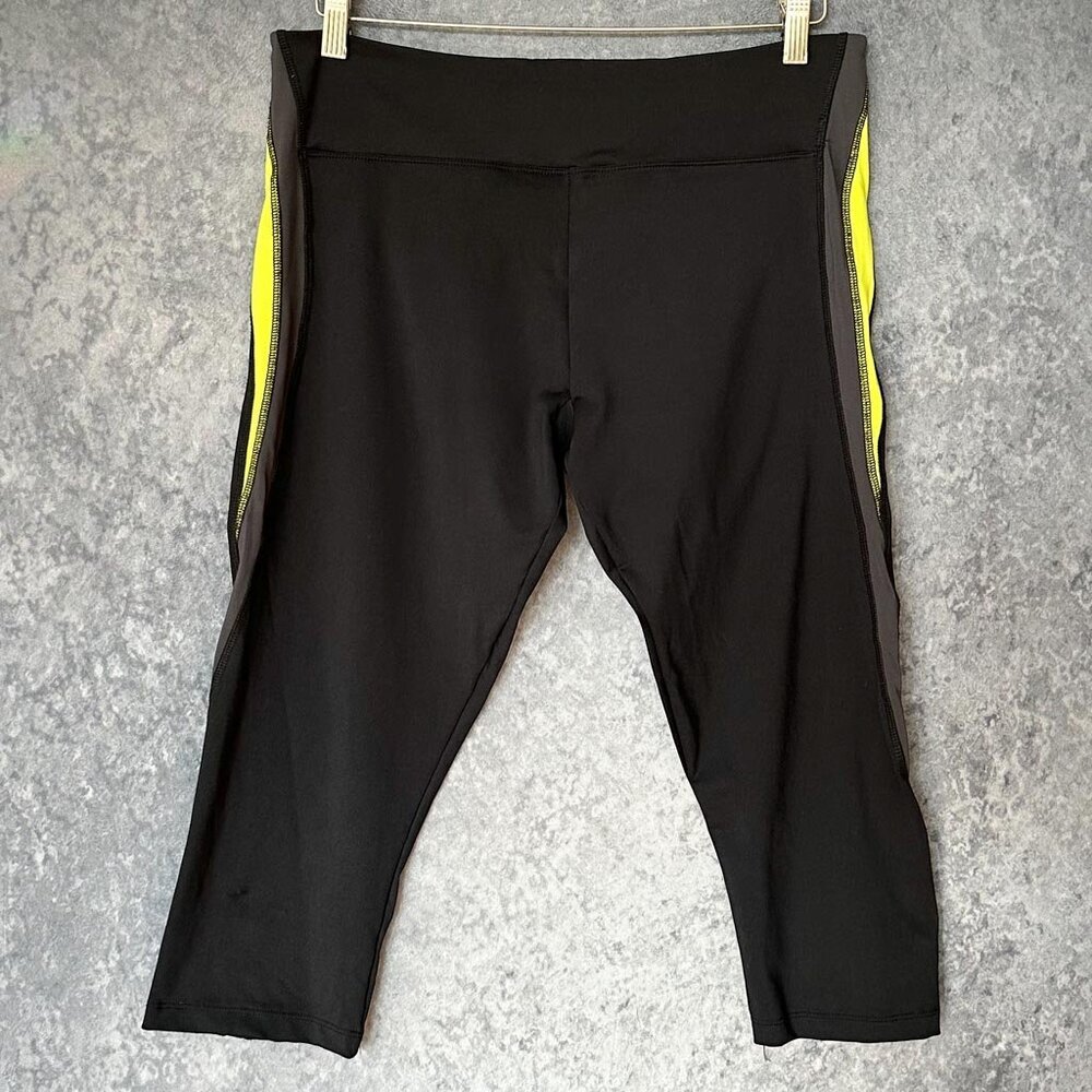 Marika Tek Medium-Cropped Mid-Rise Leggings, XL